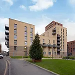 Brand New, Modern Flat Near Wembley Stadium